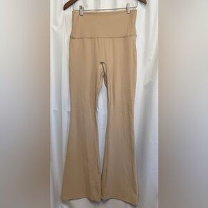 All in Motion Ribbed Flare Leggings